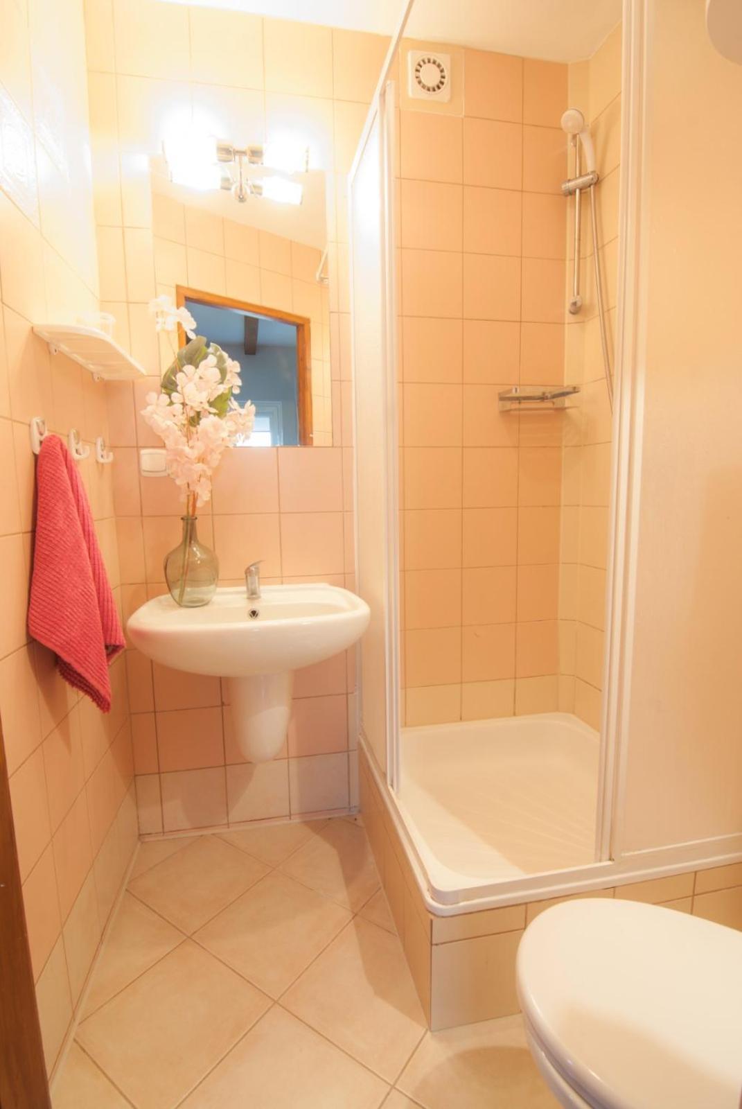 Wynajem Apartamentow I Pokoi. Apartment Ustronie Morskie Exterior photo